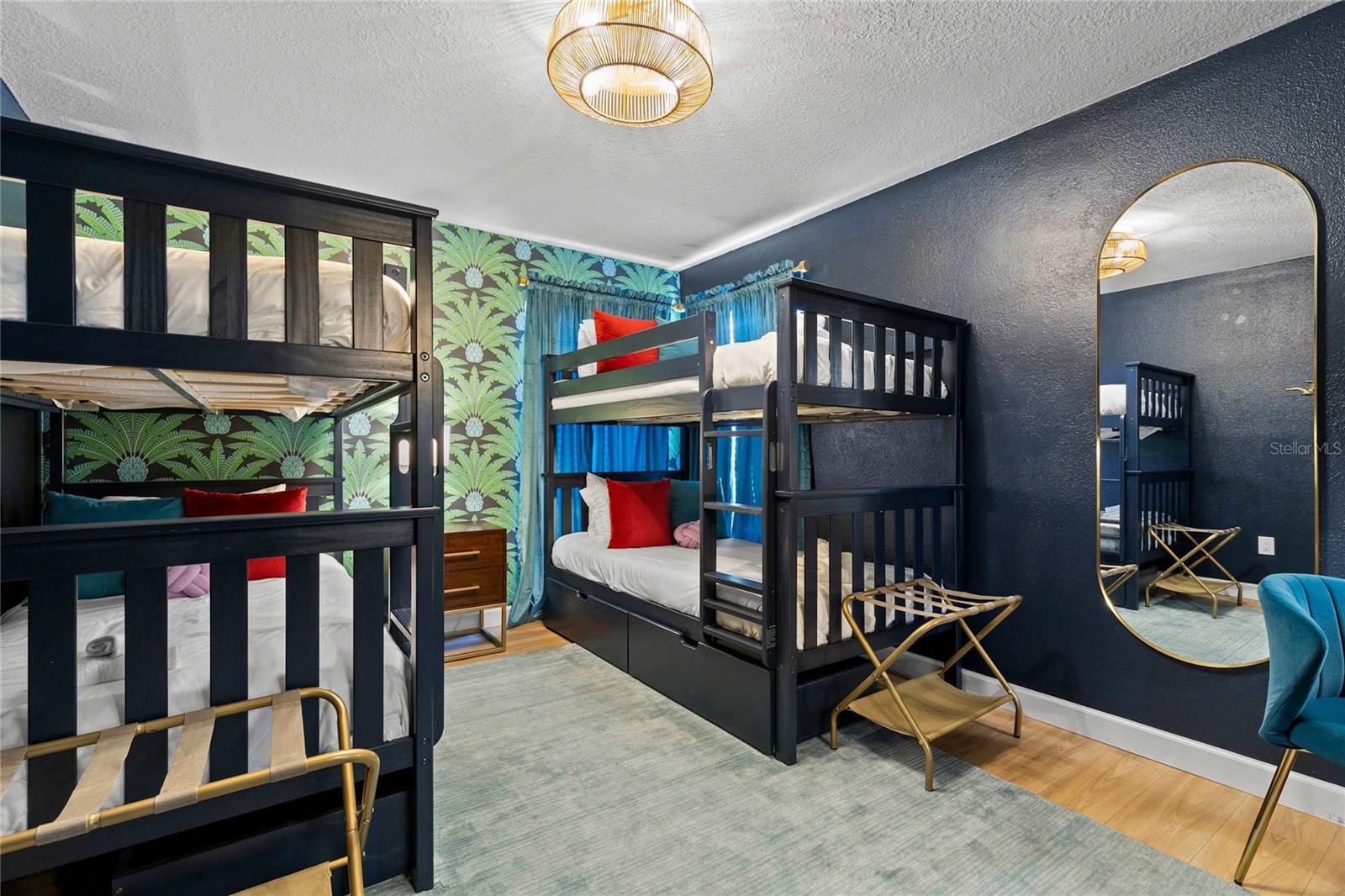 OAKHURST HILLS - Residential
