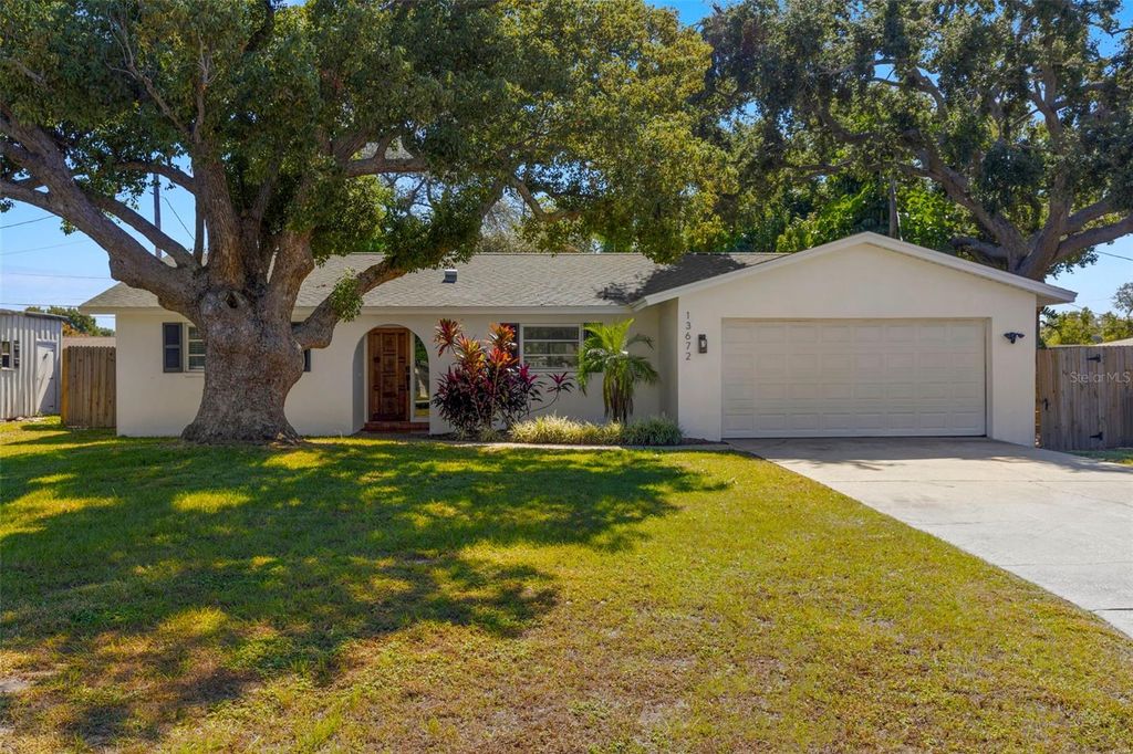Photo of 13672 88th Avenue, Seminole, FL 33776 (MLS # TB8508875)