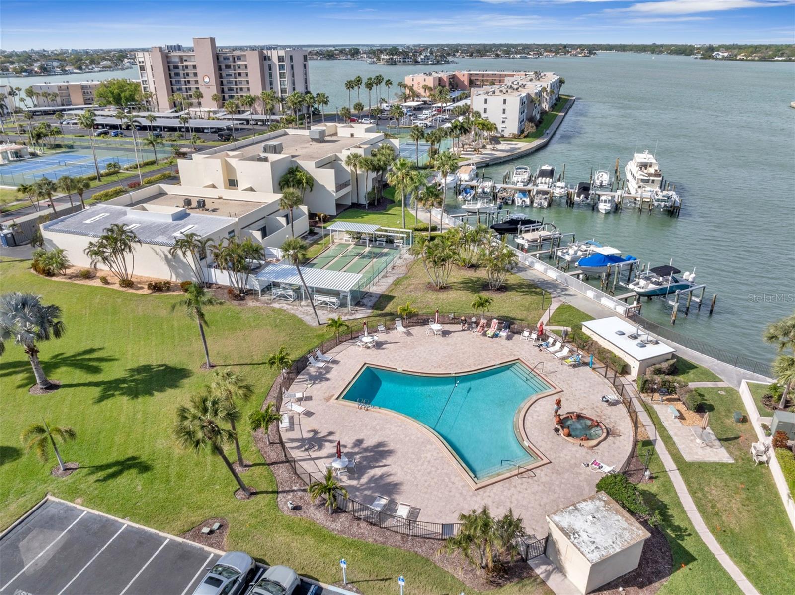 BAY ISLAND GROUP 6 - Residential