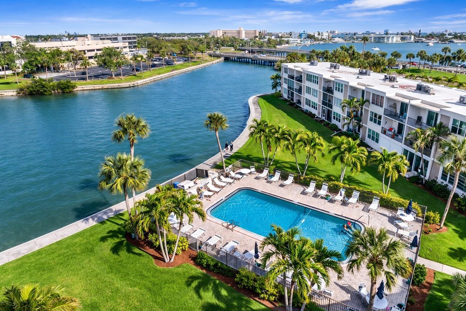 BAY ISLAND GROUP 6 - Residential