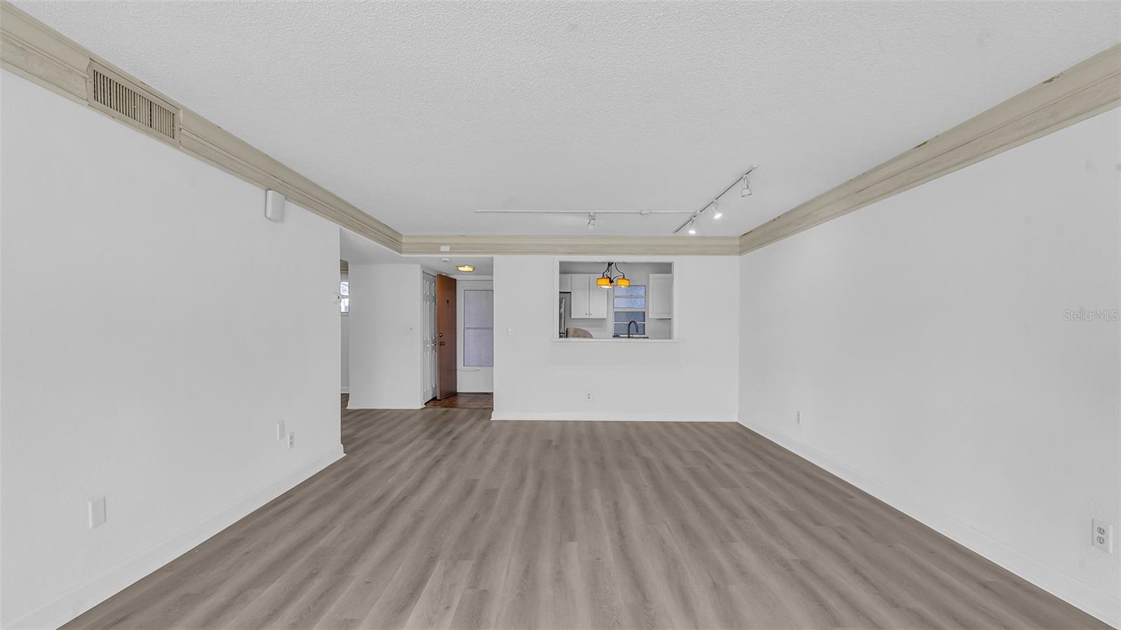 BAY ISLAND GROUP 6 - Residential