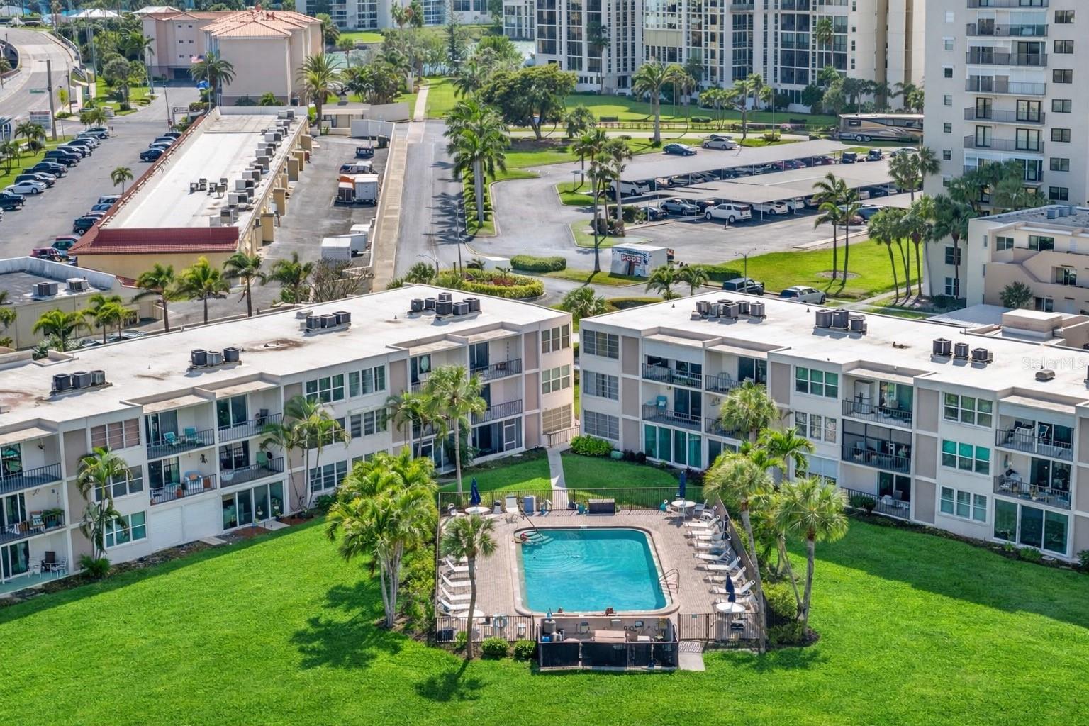 BAY ISLAND GROUP 6 - Residential