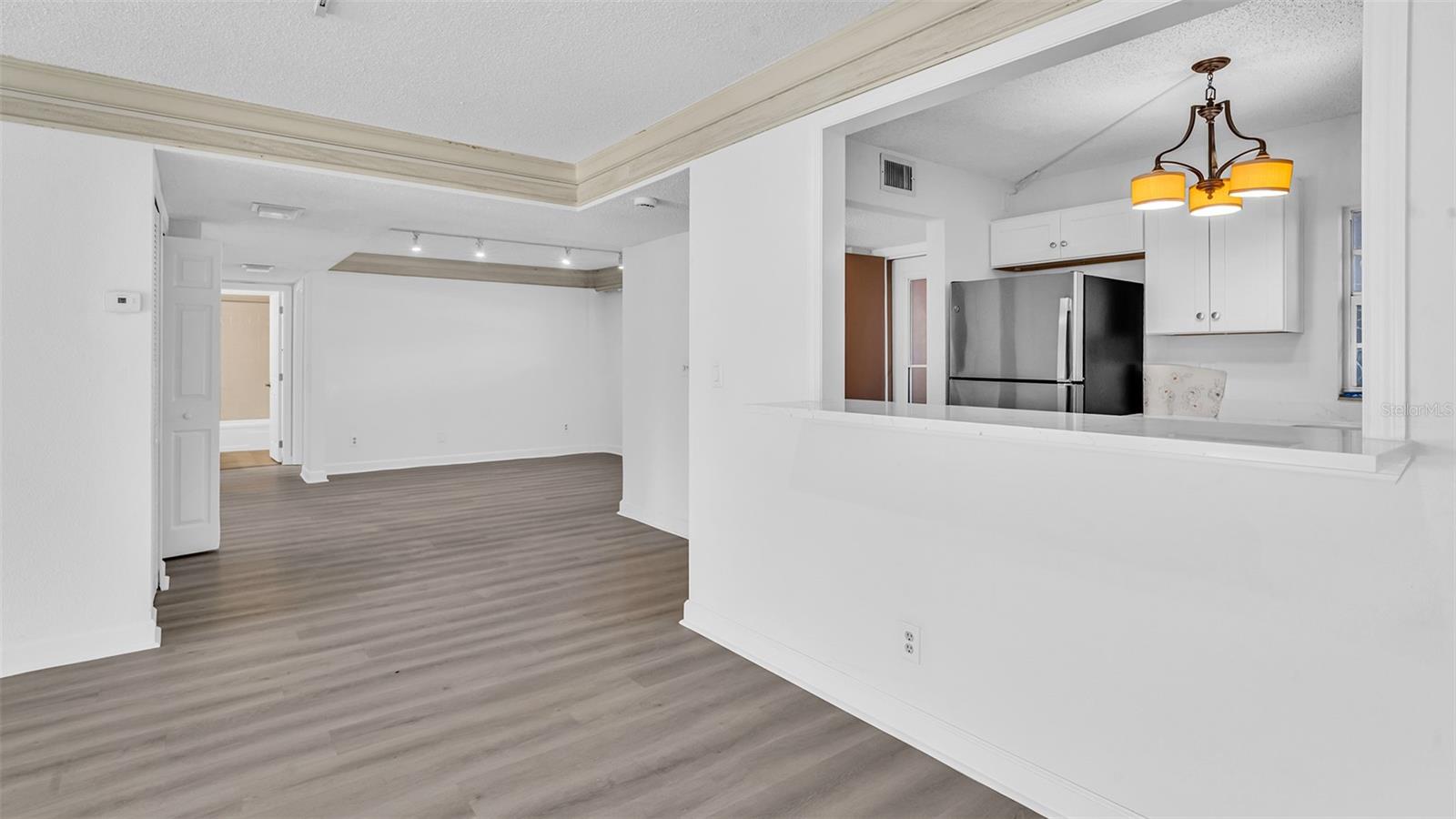 BAY ISLAND GROUP 6 - Residential