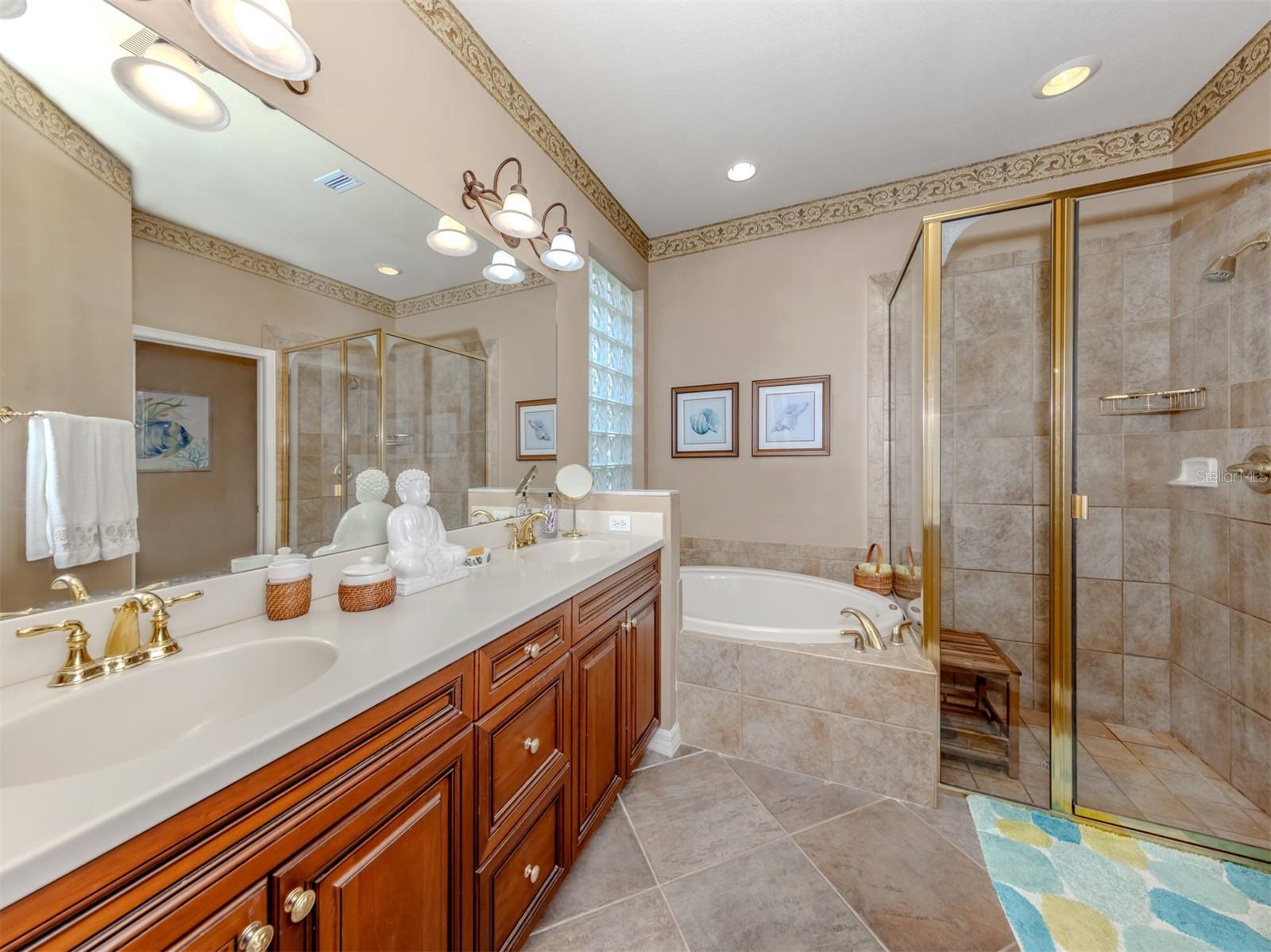 VENETIAN GOLF & RIVER CLUB PH 1 - Residential