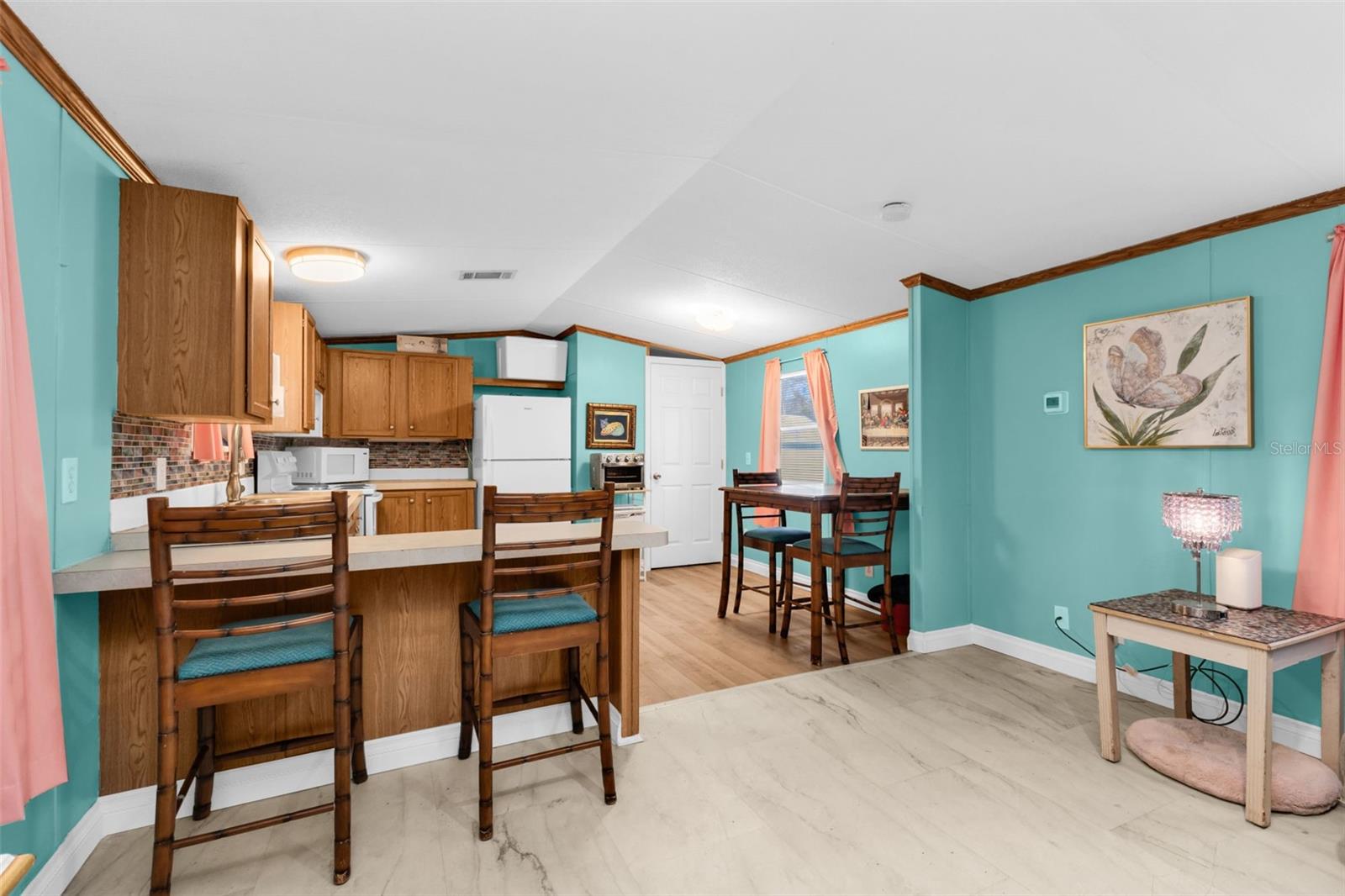 ALTA VISTA - Residential