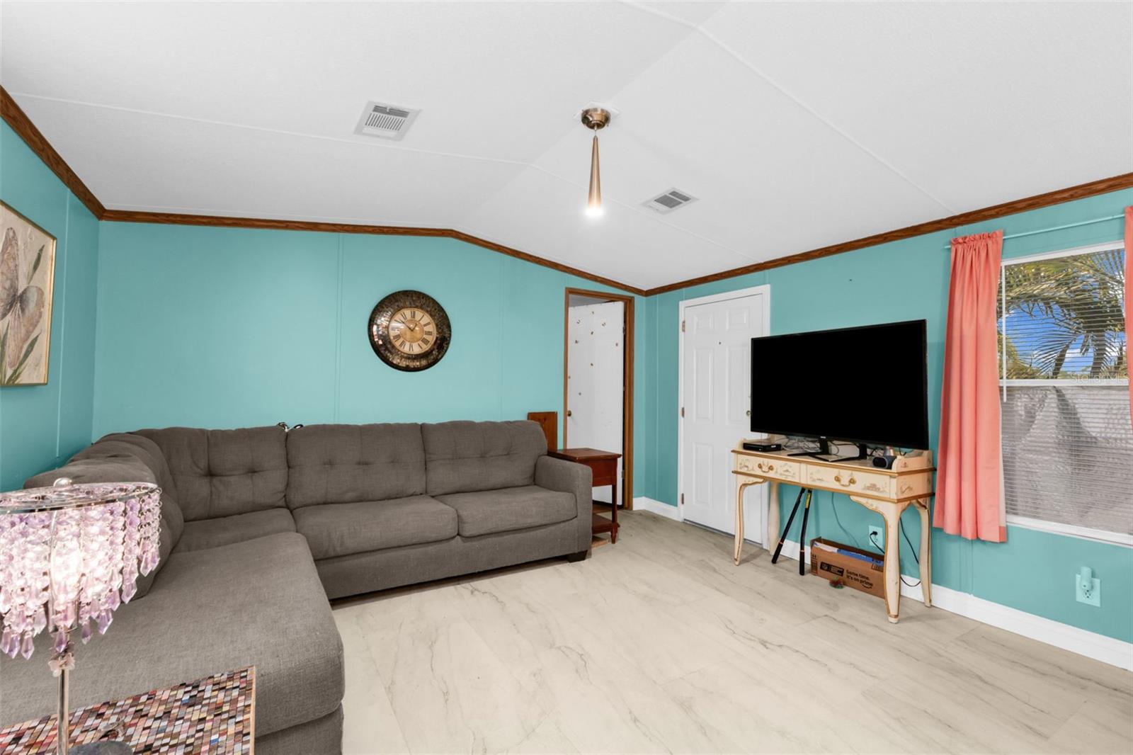 ALTA VISTA - Residential