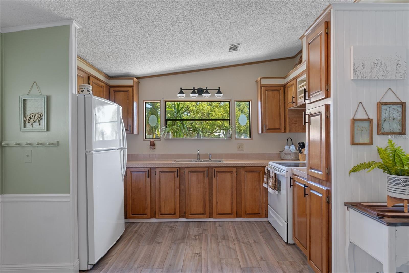 BROOKRIDGE COMM - Residential