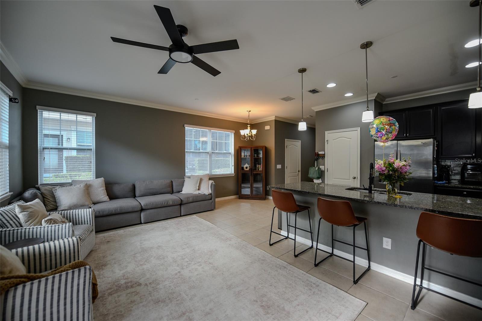 HAMPTONS - SECOND REP - Residential