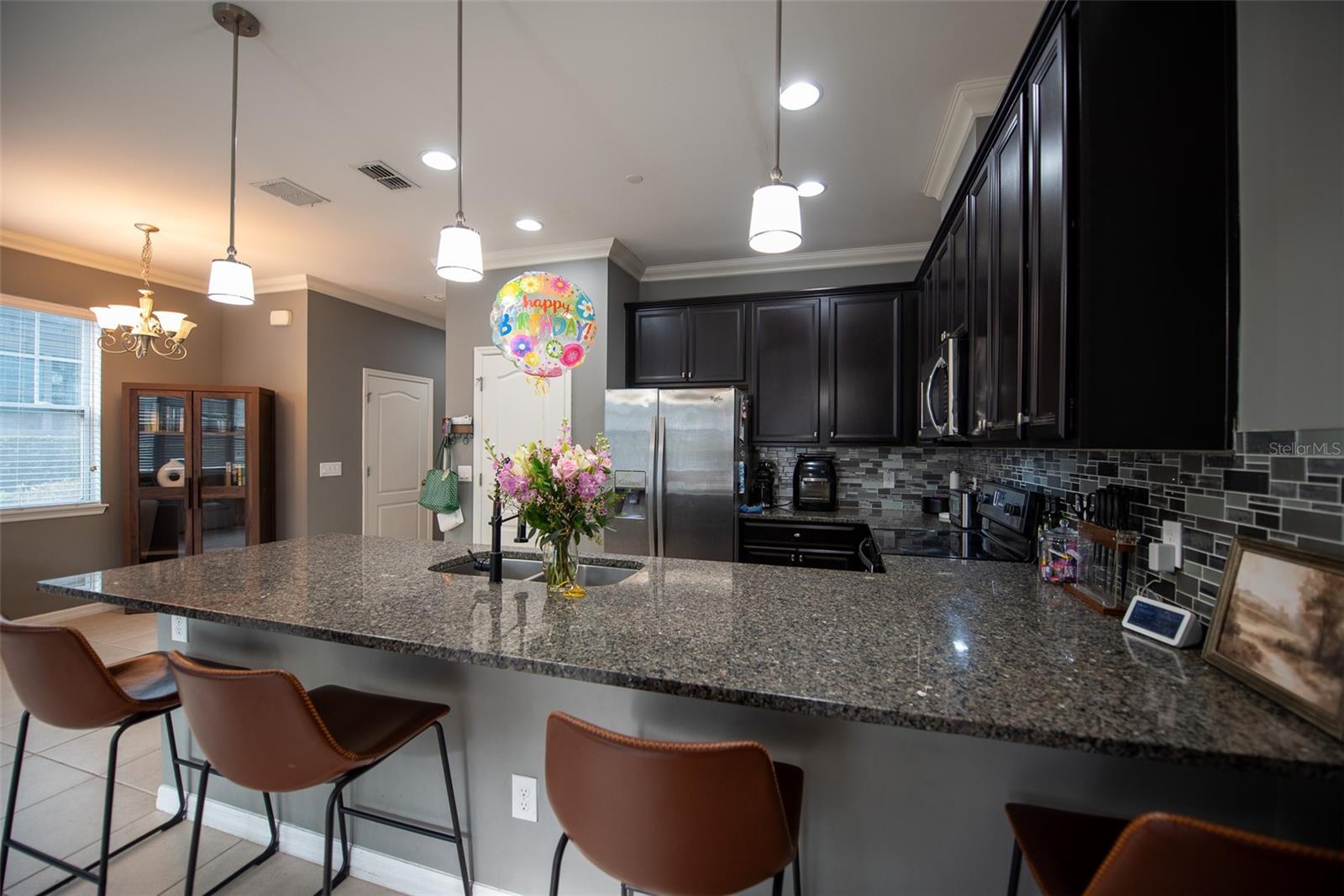 HAMPTONS - SECOND REP - Residential