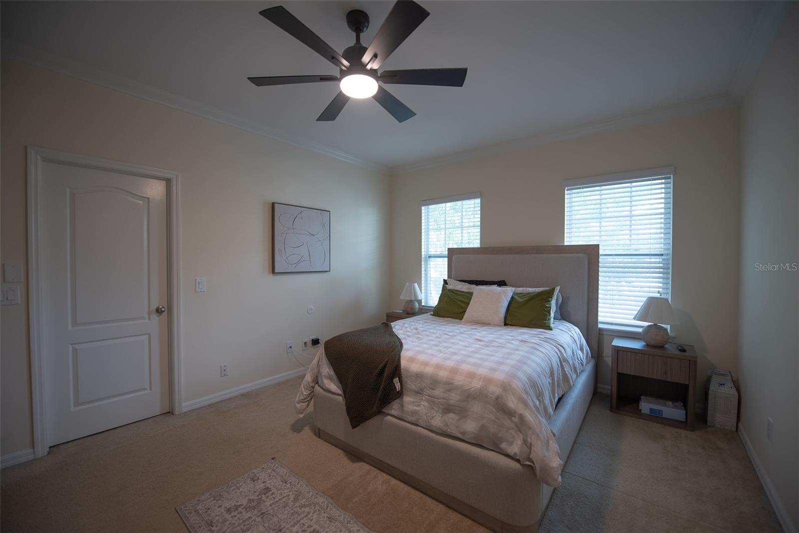 HAMPTONS - SECOND REP - Residential