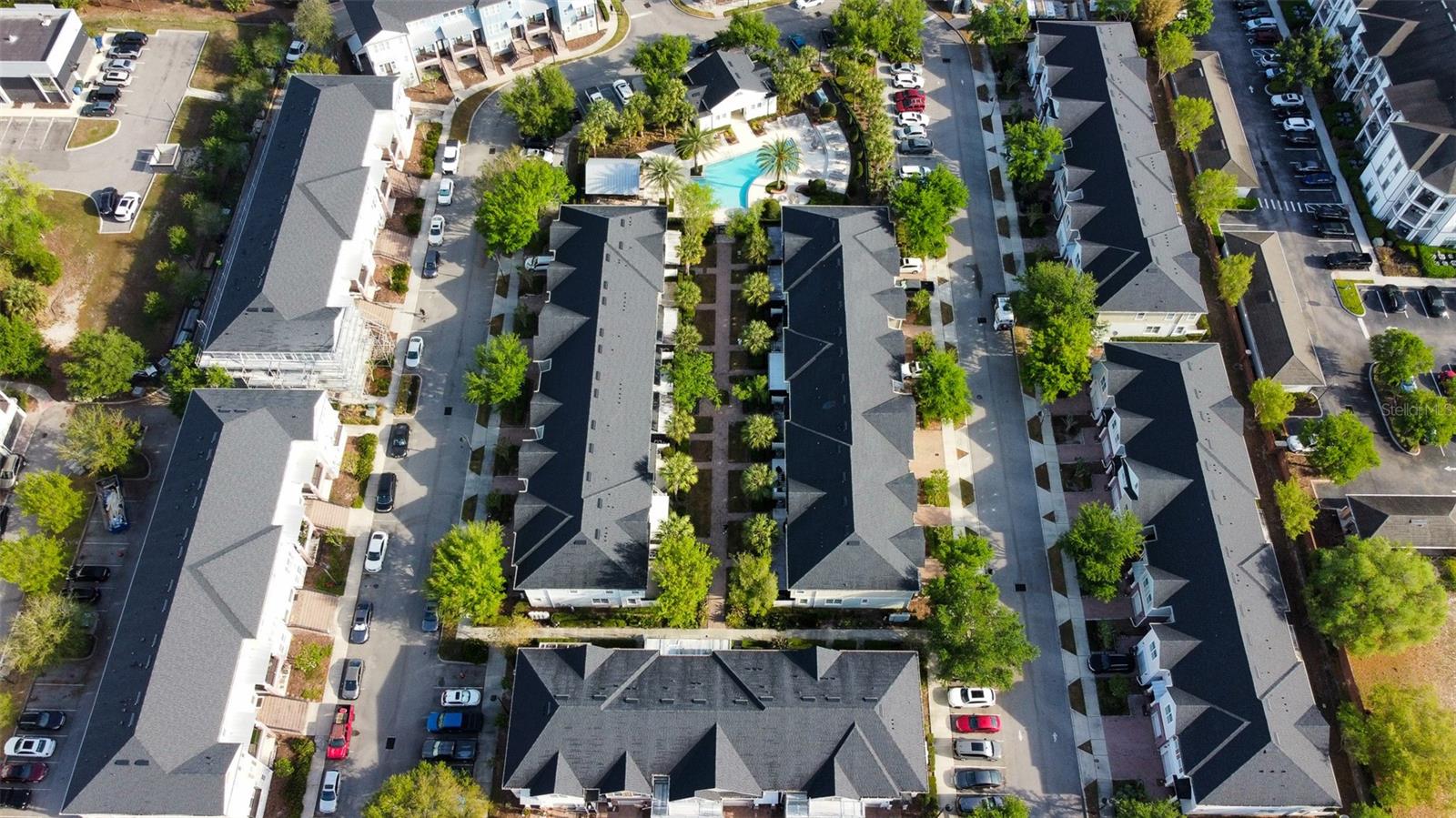 HAMPTONS - SECOND REP - Residential