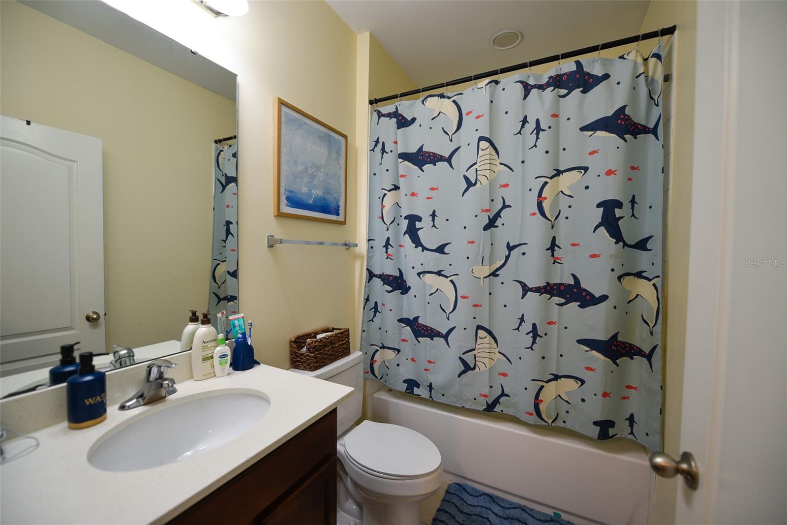 HAMPTONS - SECOND REP - Residential