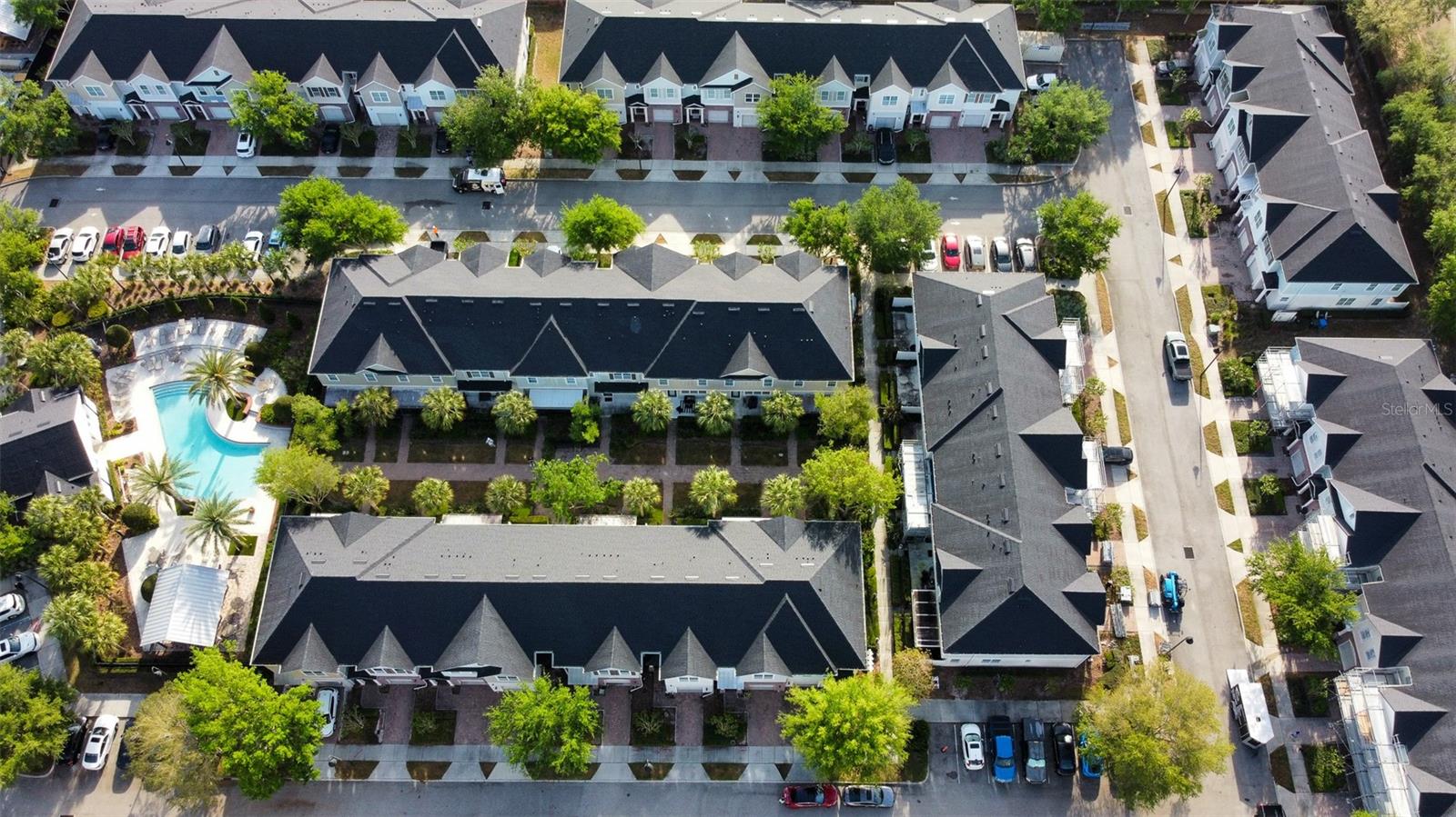 HAMPTONS - SECOND REP - Residential