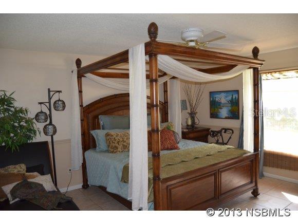 Florida Shores 01 - Residential