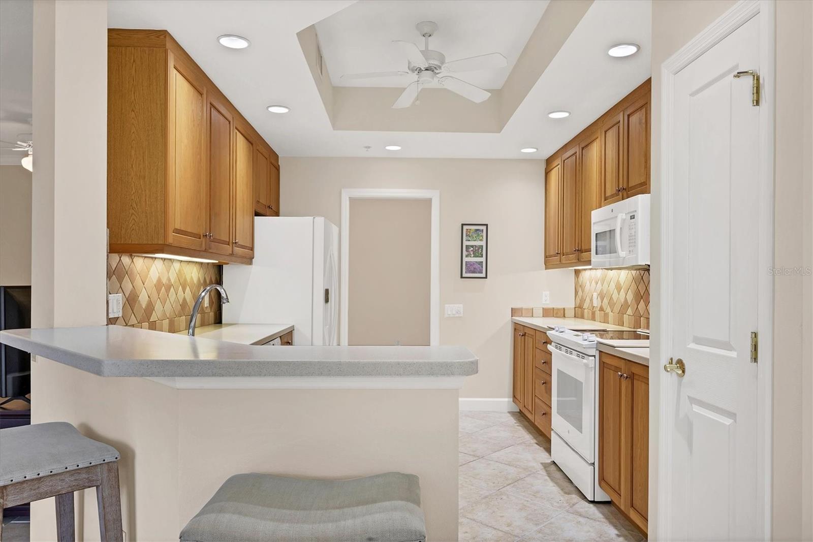 PARISIENNE GARDENS - Residential