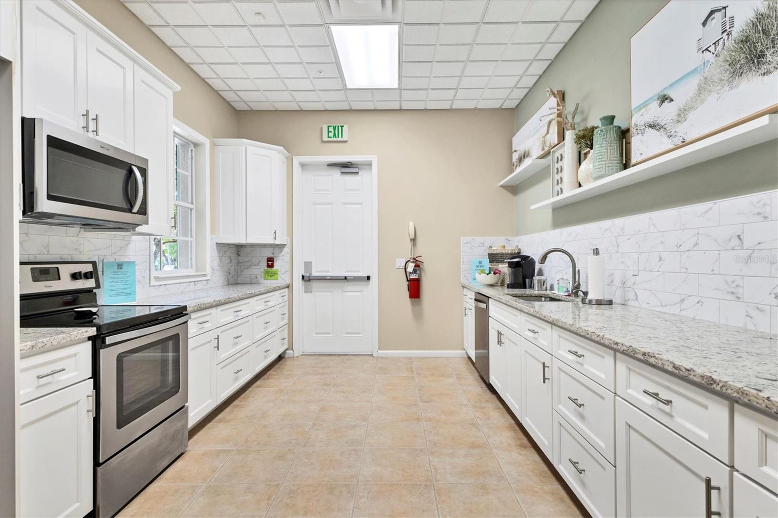 PARISIENNE GARDENS - Residential