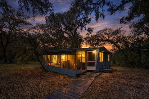 Photo of 10423 Cheever Road, Brooksville, FL 34601 (MLS # W7883559)