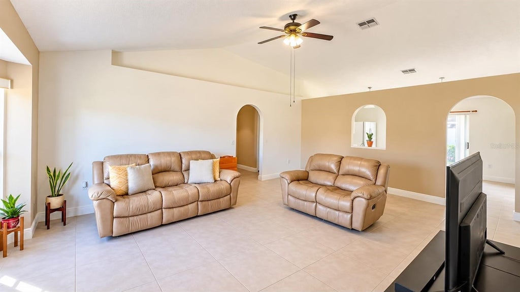 Photo of 148 Dorchester Court, Kissimmee, FL 34758 (MLS # O6451394)