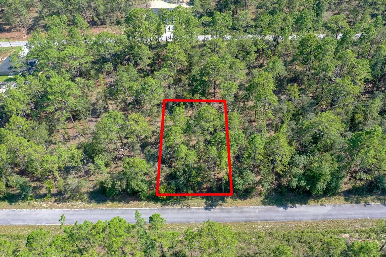 RAINBOW LAKES ESTATE - Land