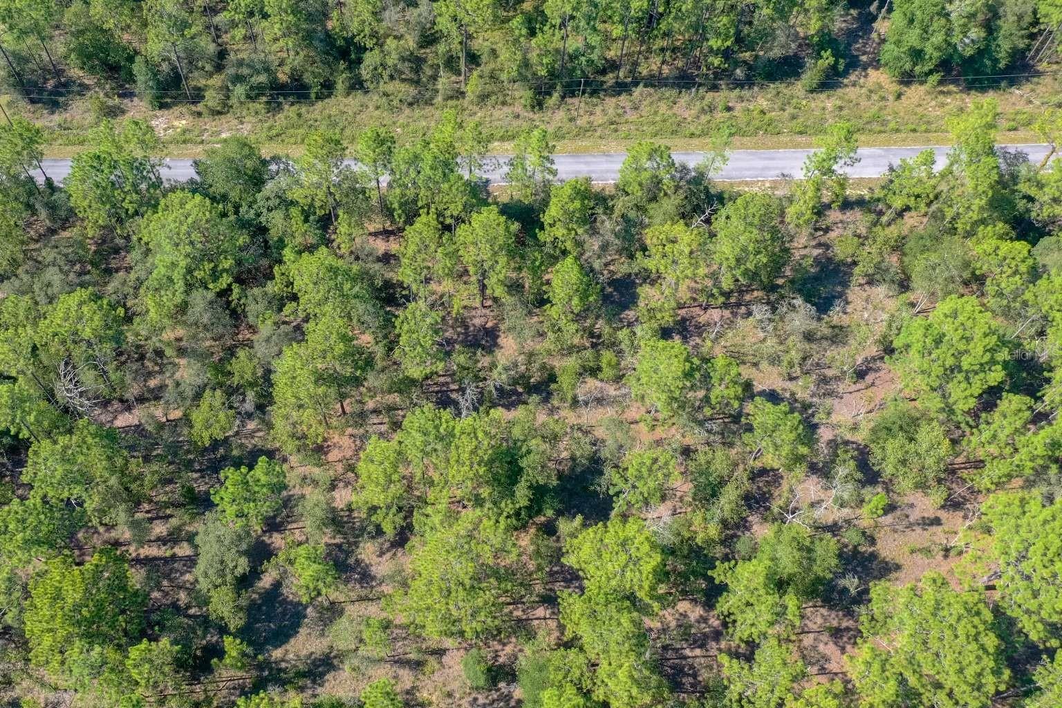 RAINBOW LAKES ESTATE - Land