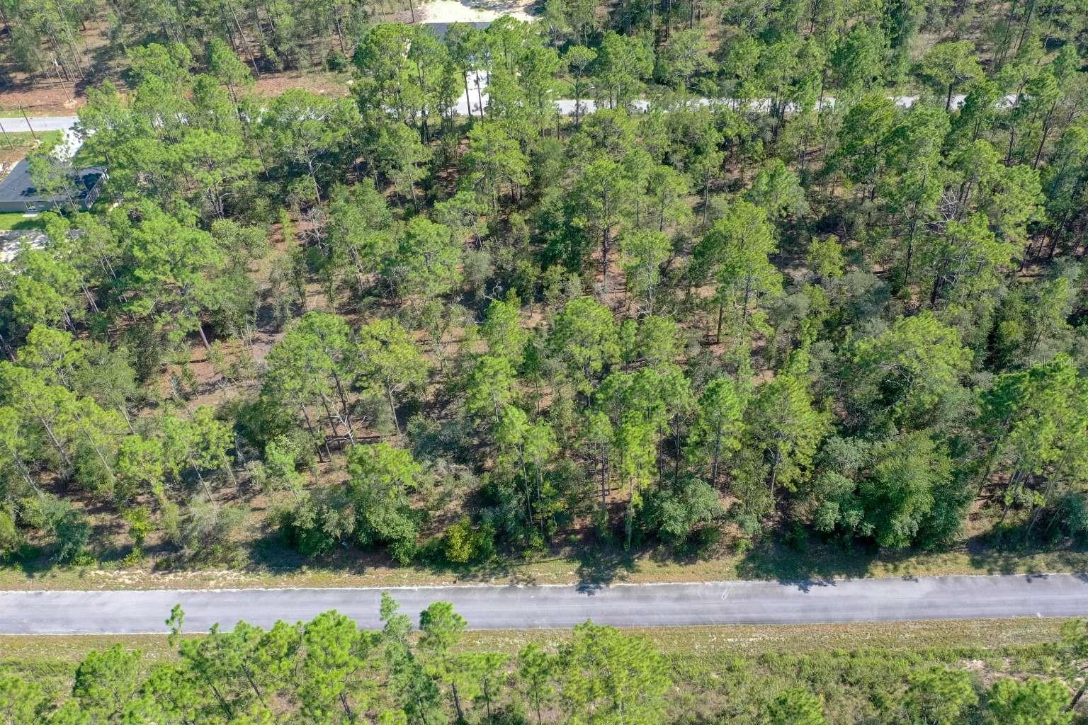 RAINBOW LAKES ESTATE - Land