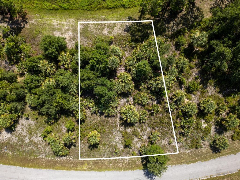 Photo of Tbd London Circle, North Port, FL 34288 (MLS # A4669850)