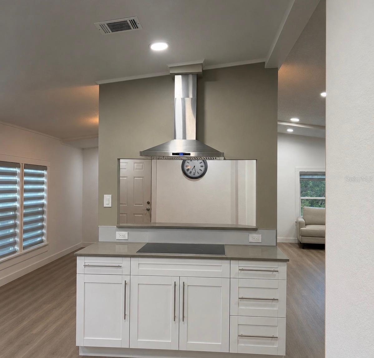 OAKRIDGE ESTATES - Residential