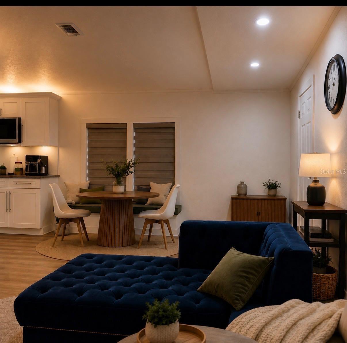 OAKRIDGE ESTATES - Residential