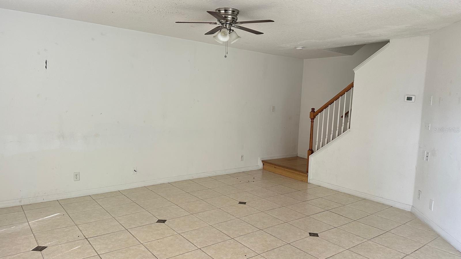 201 DRAW BRIDGE LANE 1