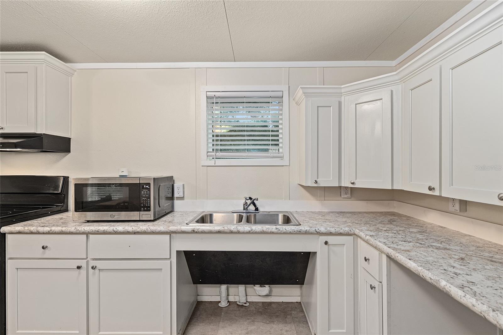 EUREKA SHORES - Residential