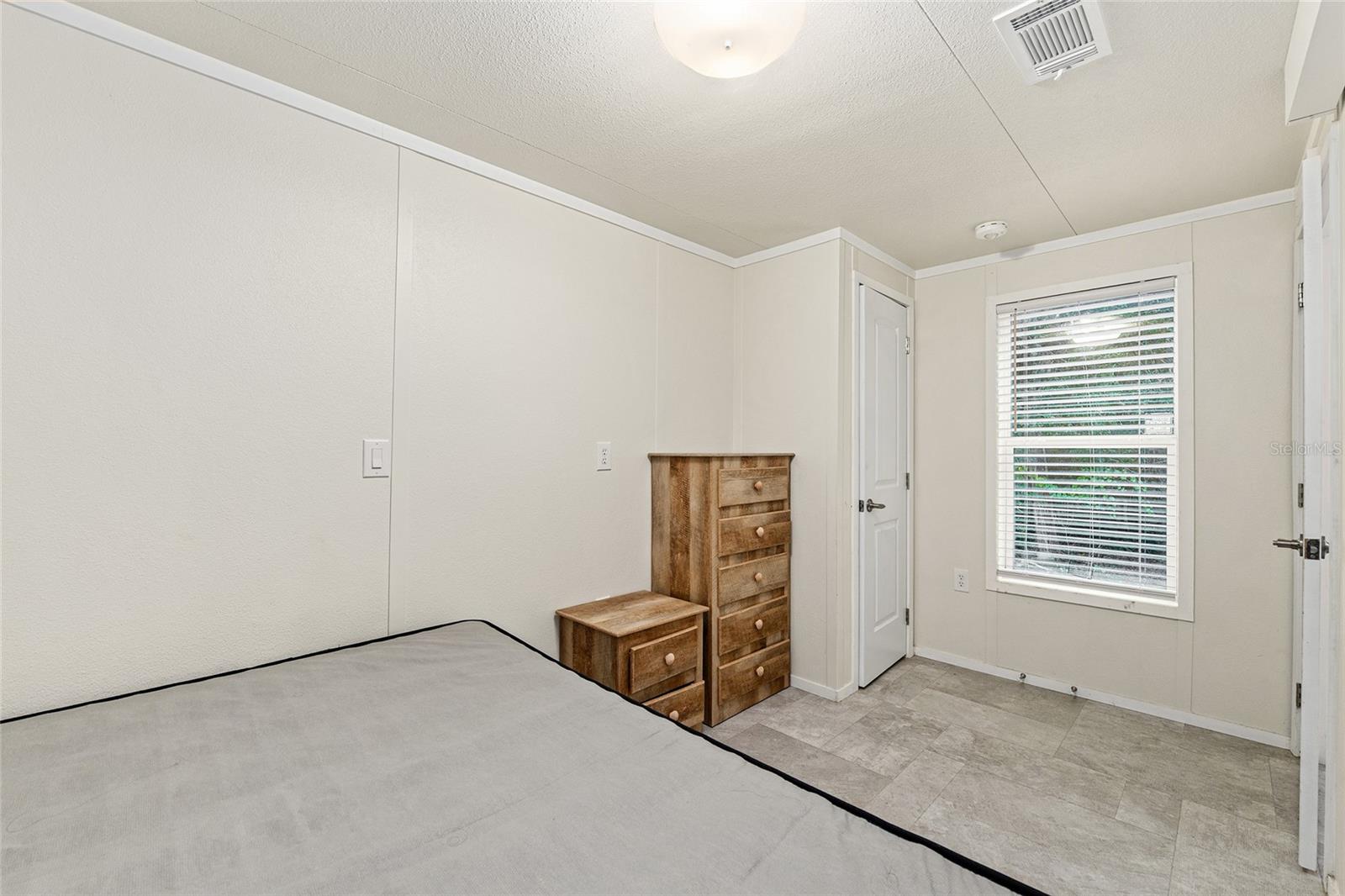 EUREKA SHORES - Residential