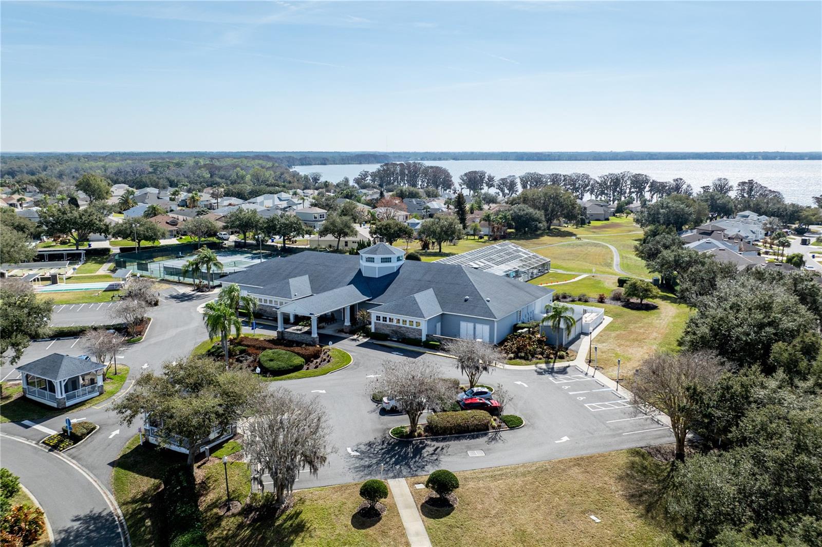 ROYAL HARBOR PH 01 - Residential