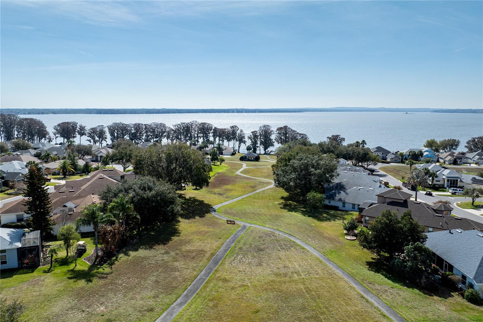 ROYAL HARBOR PH 01 - Residential