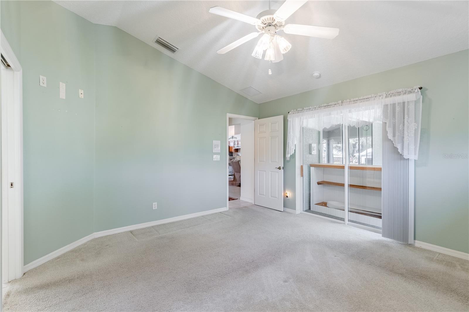 ROYAL HARBOR PH 01 - Residential