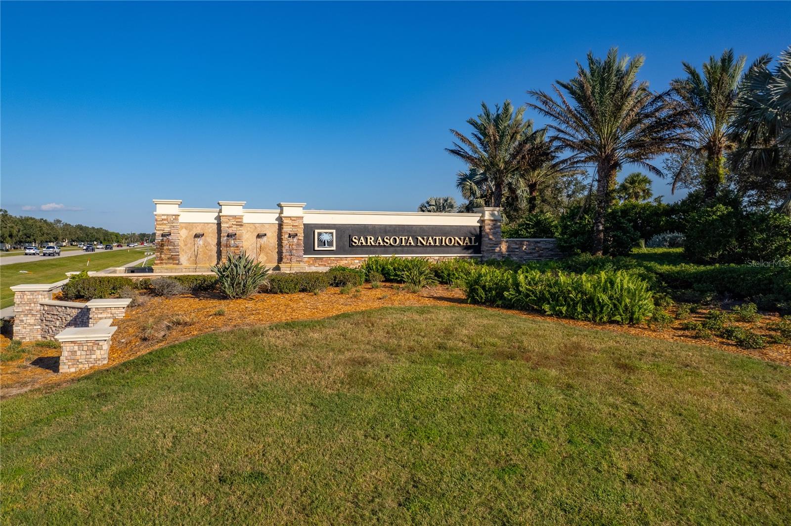 SARASOTA NATIONAL - Residential