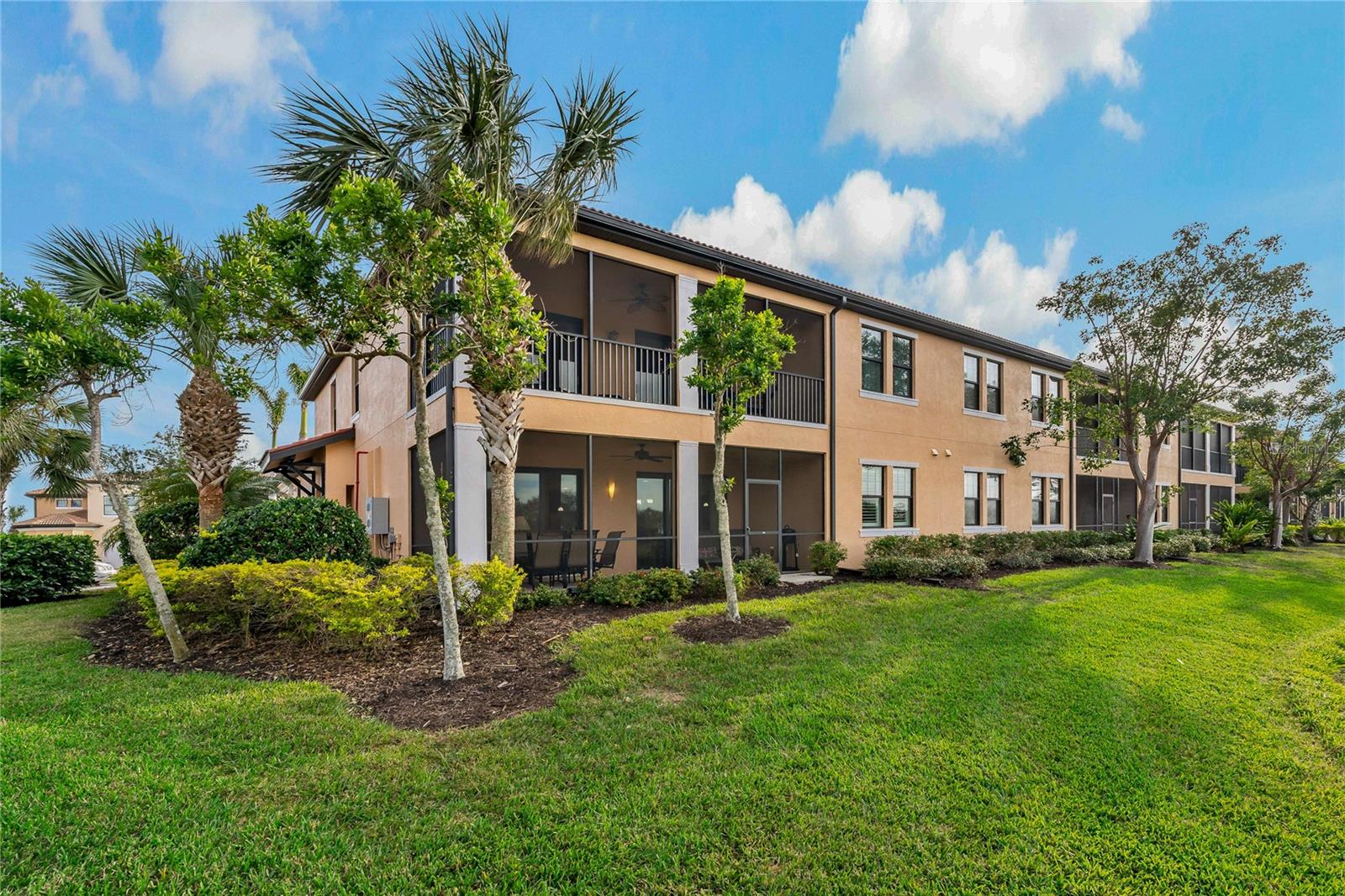 SARASOTA NATIONAL - Residential