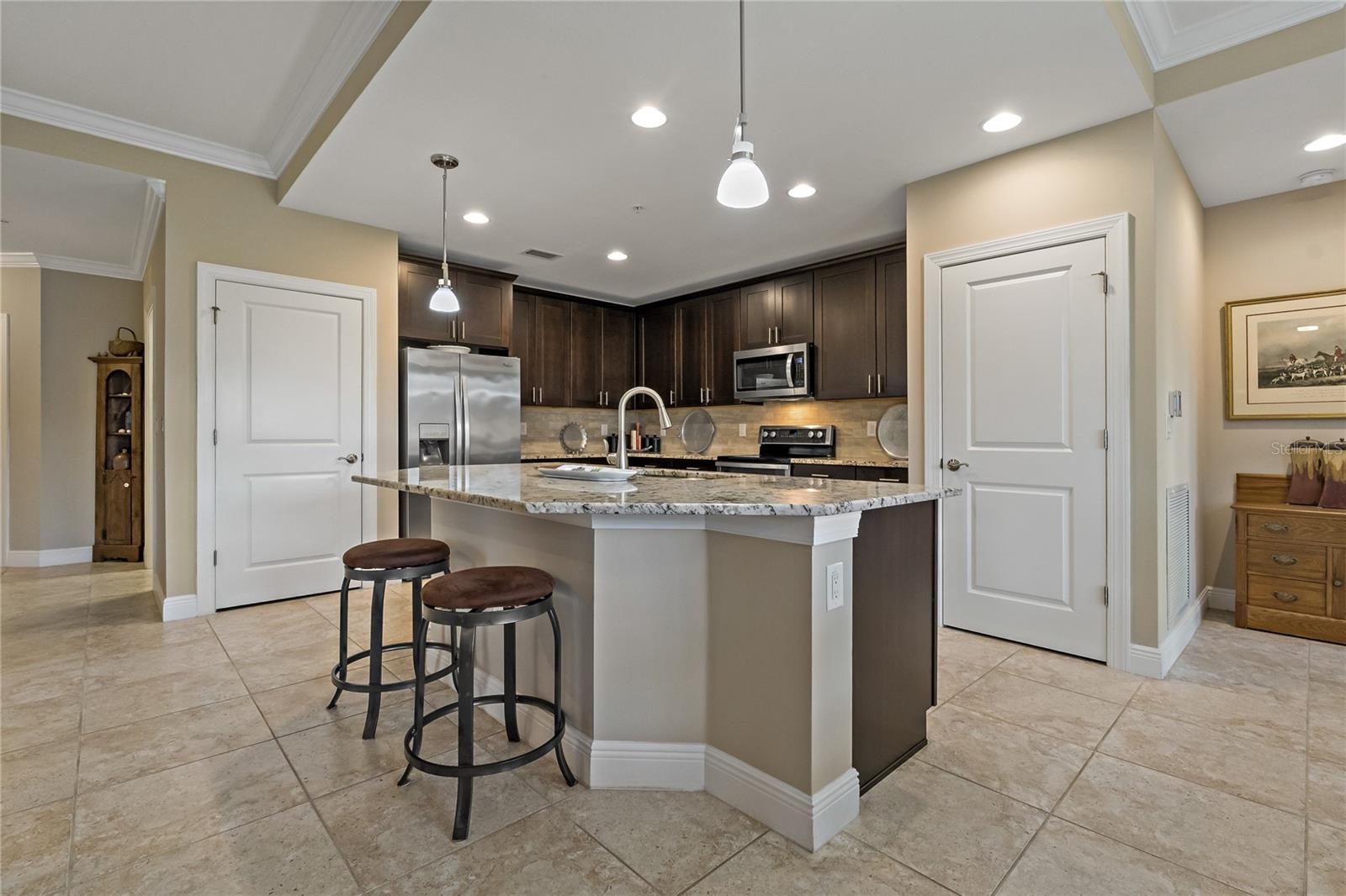 SARASOTA NATIONAL - Residential
