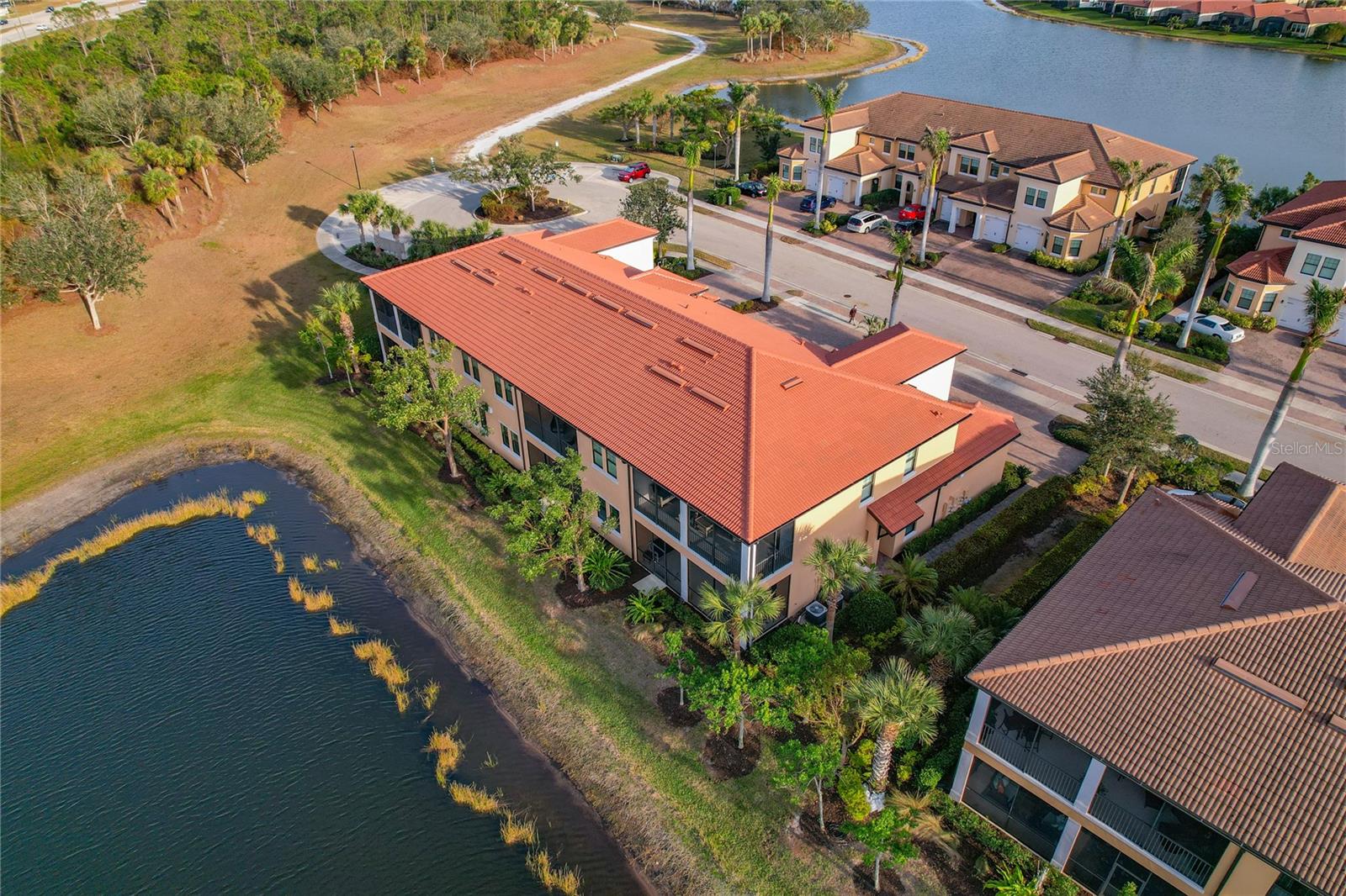 SARASOTA NATIONAL - Residential