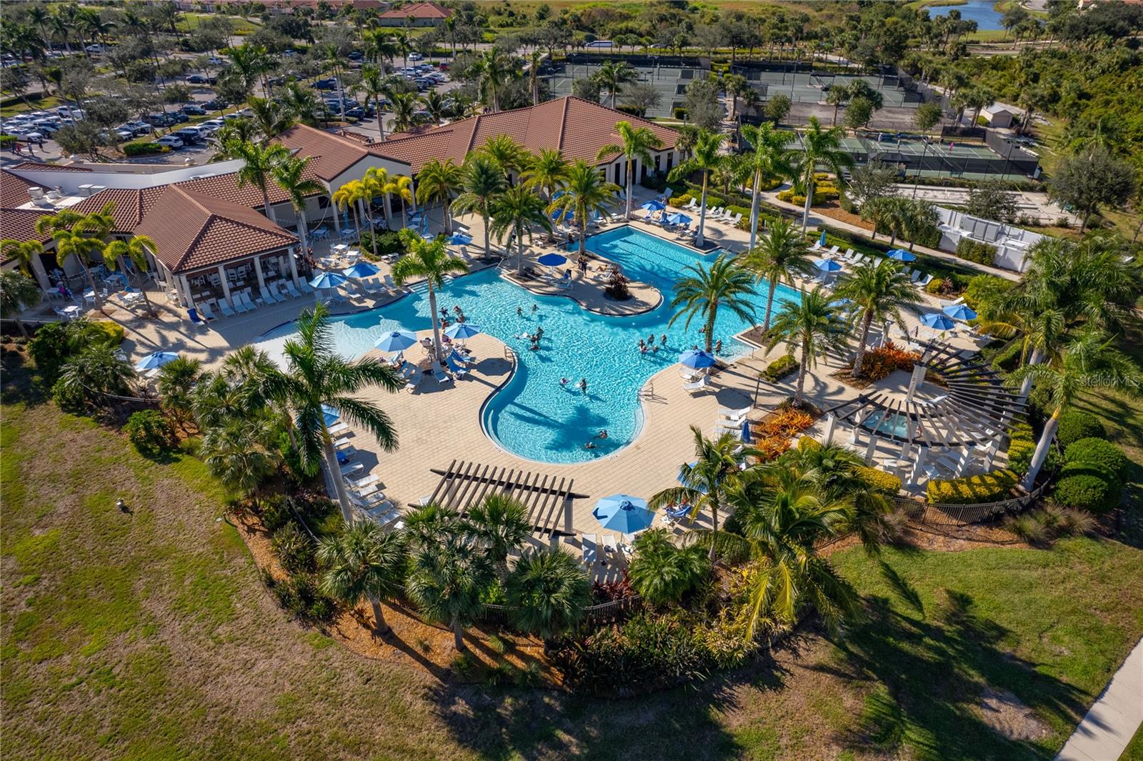 SARASOTA NATIONAL - Residential