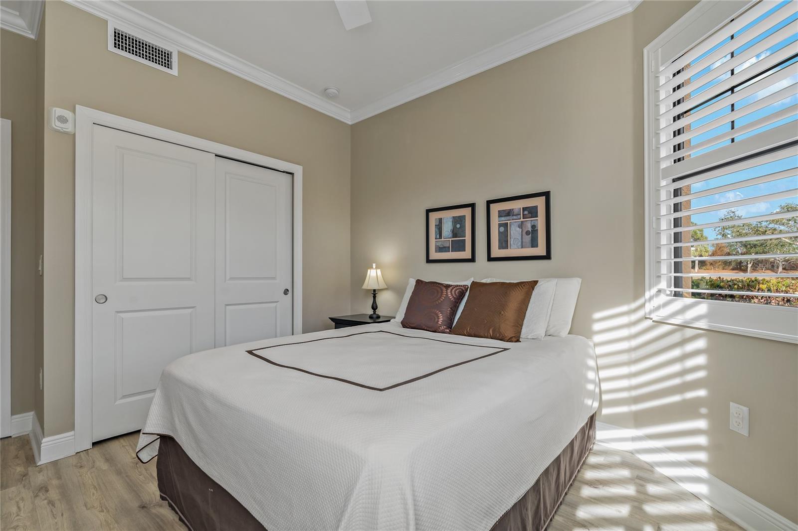 SARASOTA NATIONAL - Residential