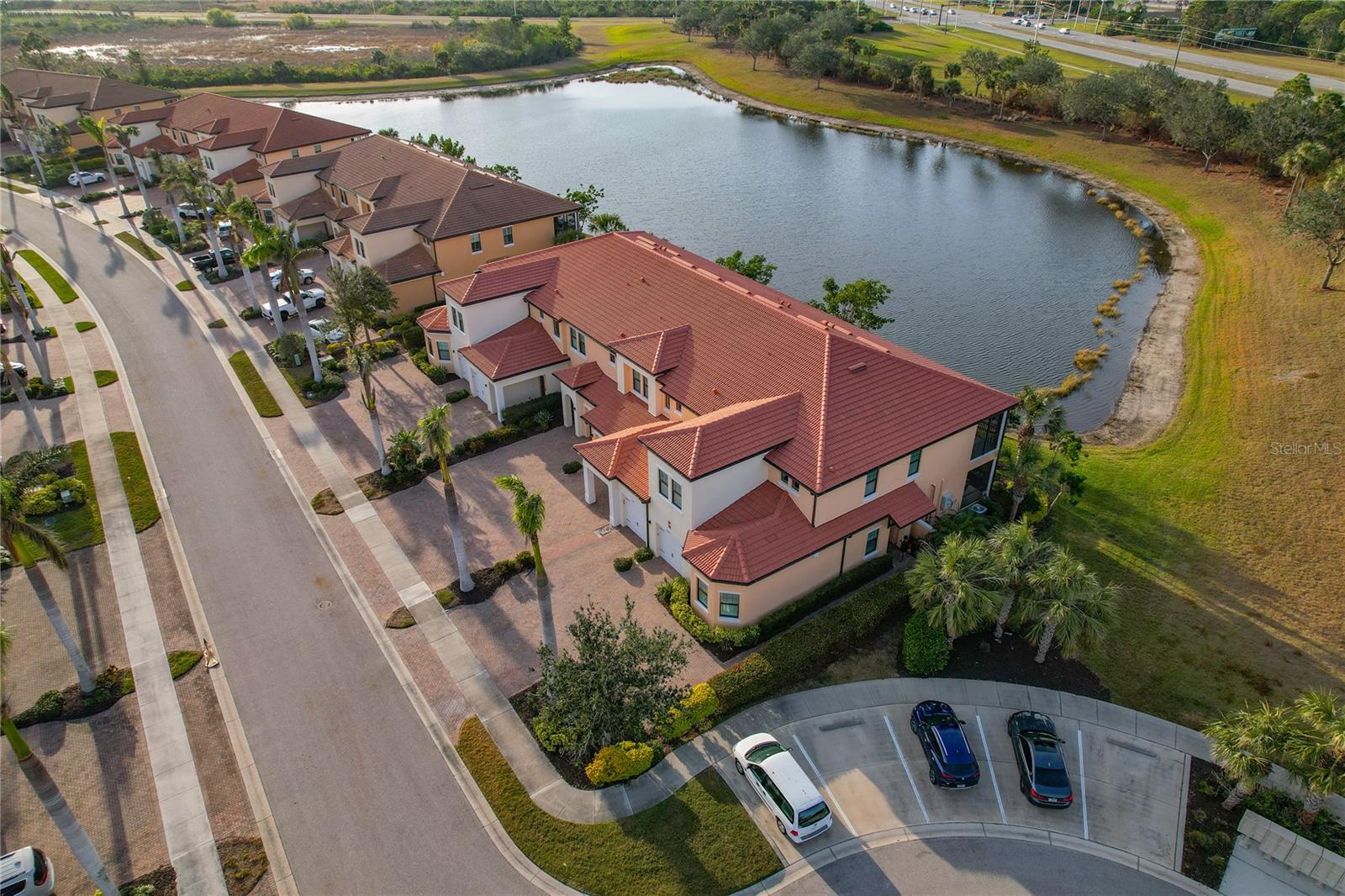 SARASOTA NATIONAL - Residential