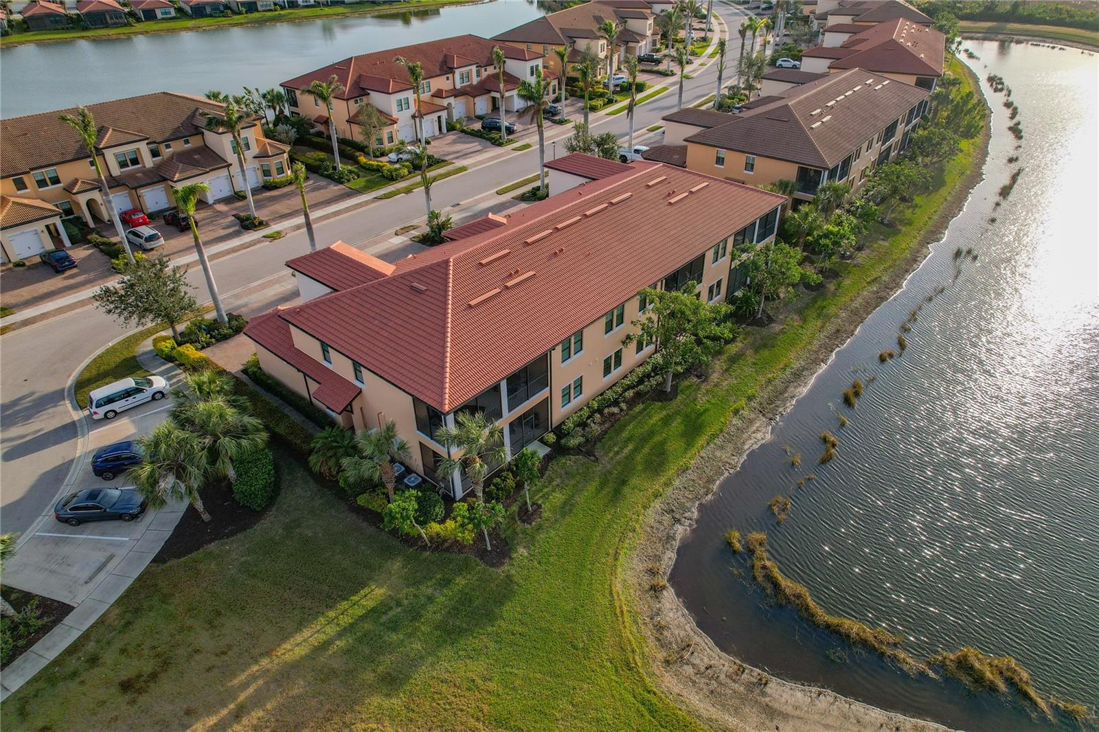 SARASOTA NATIONAL - Residential