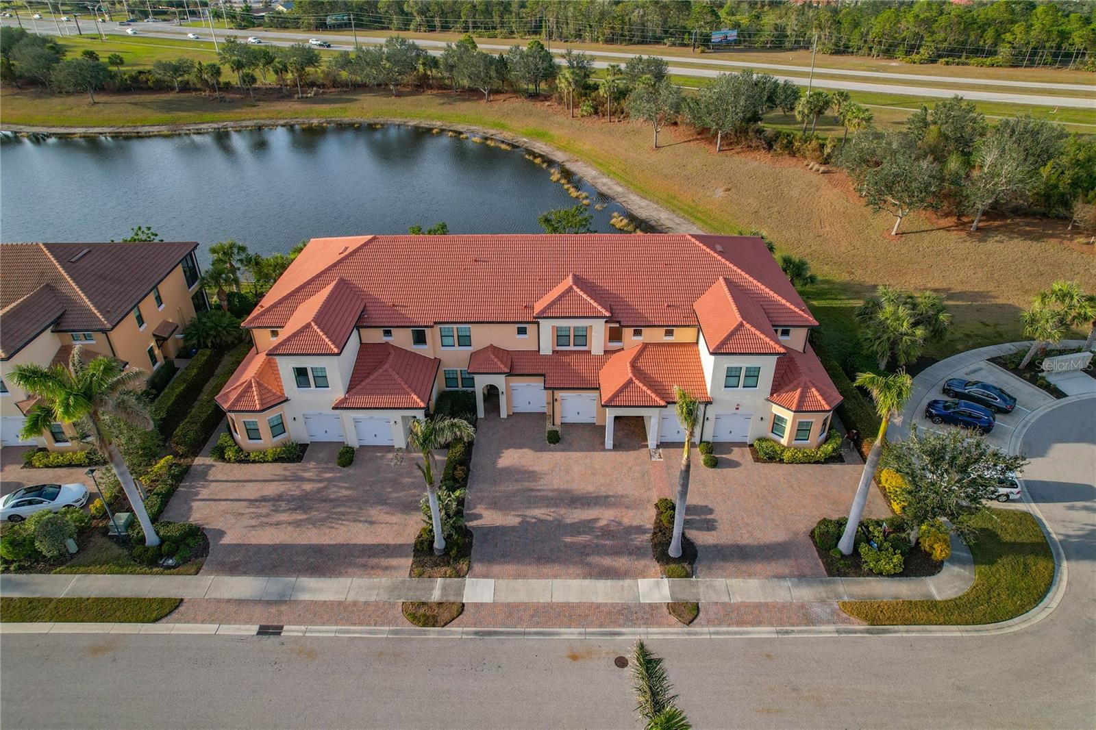 SARASOTA NATIONAL - Residential