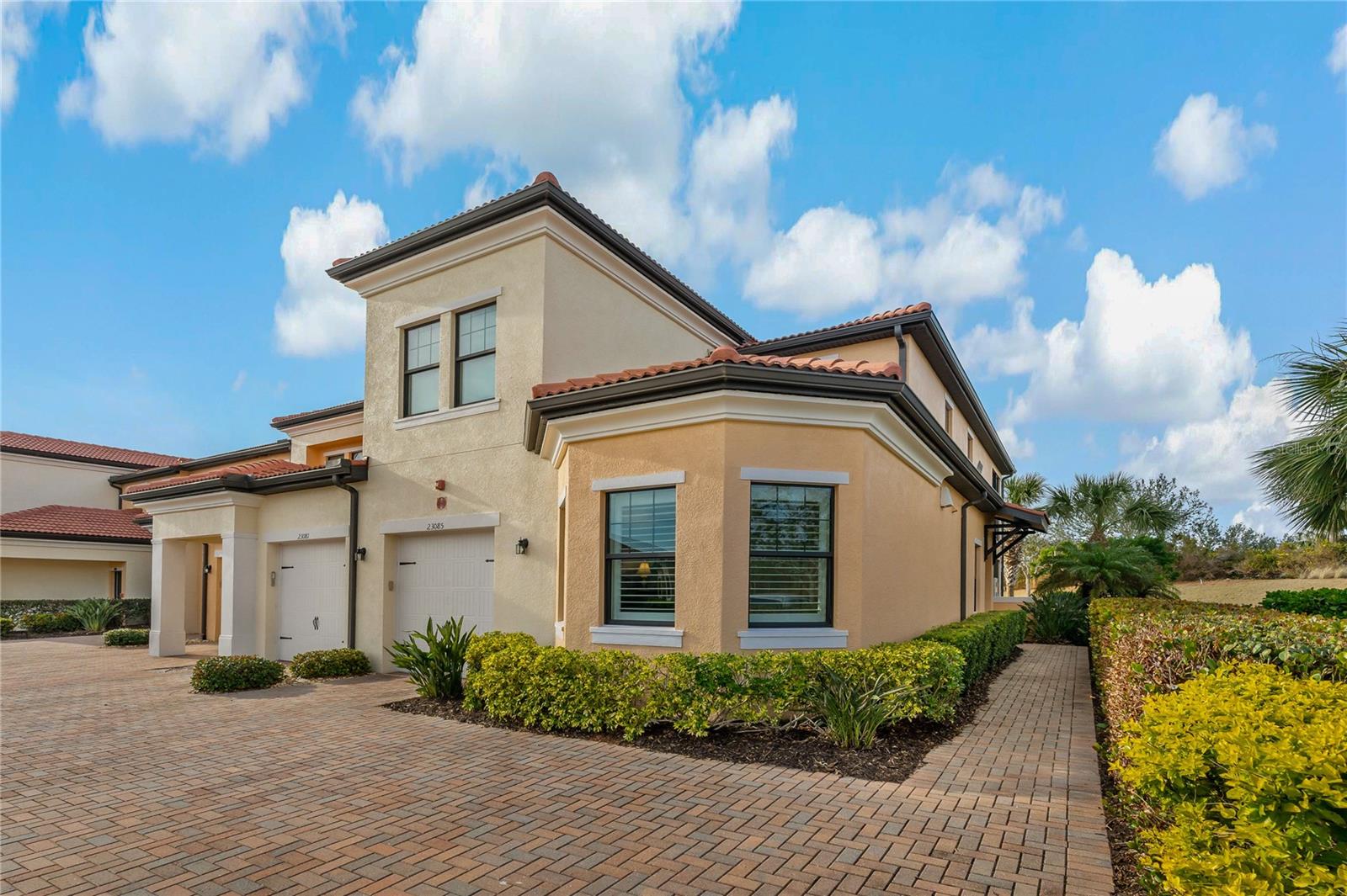 SARASOTA NATIONAL - Residential