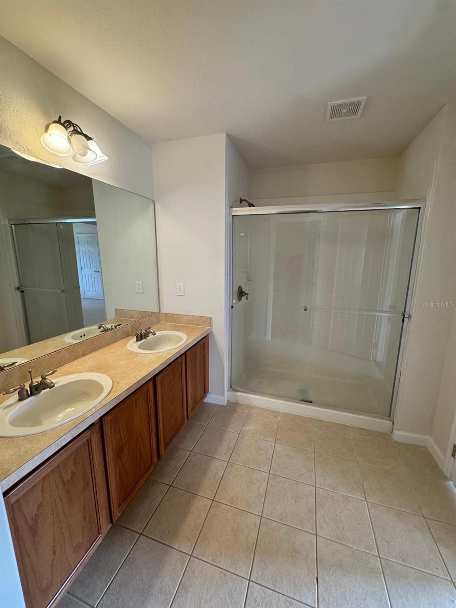 TRAFALGAR VILLAGE PH 1 - Residential