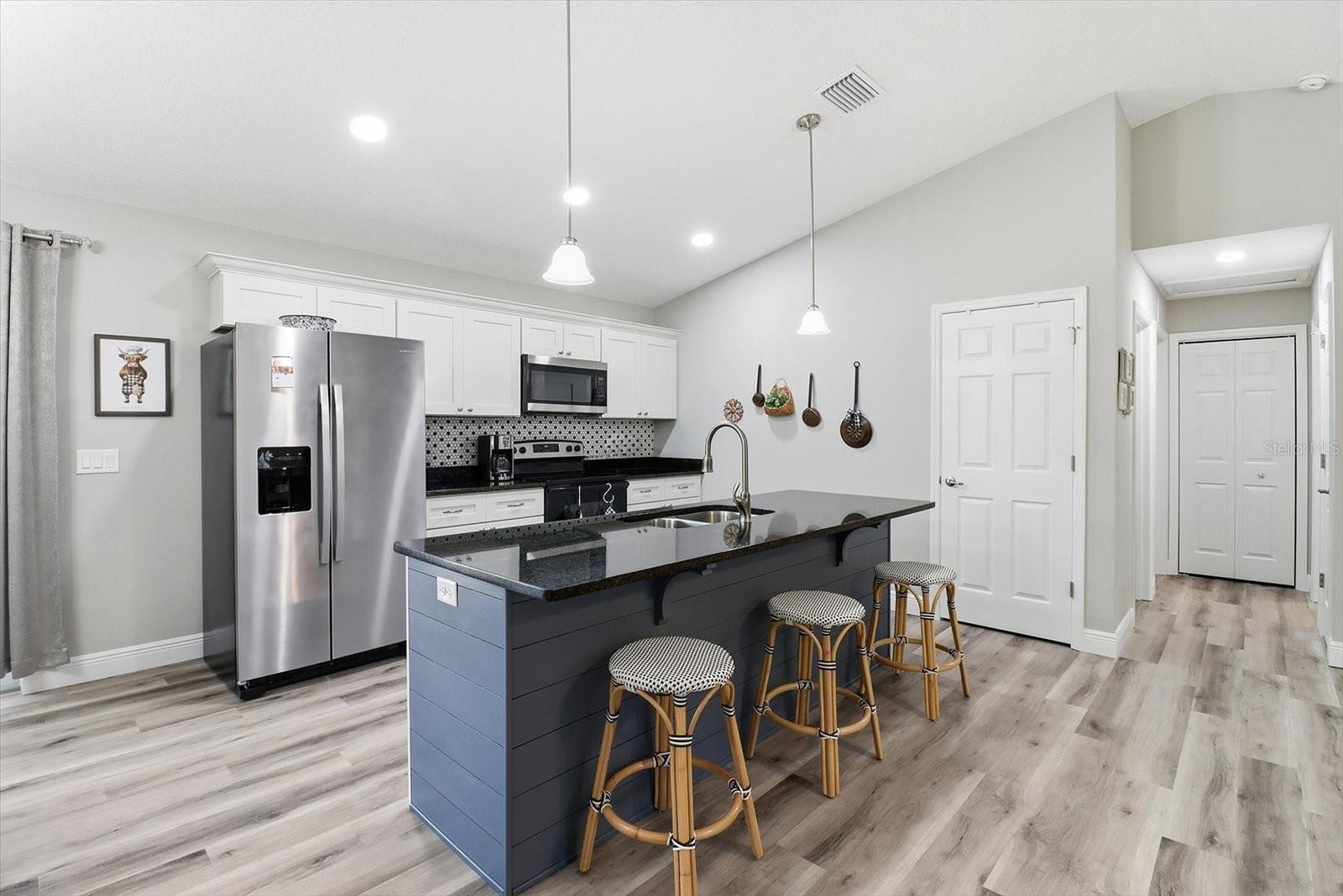 CITRUS SPGS UNIT 06 - Residential