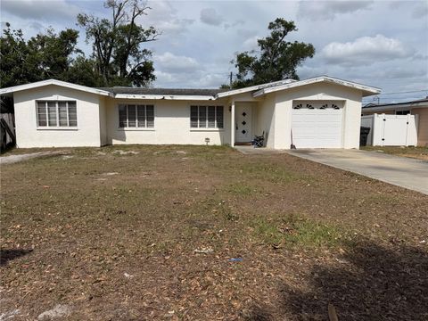 Photo of 5164 Jasmine Circle, St Petersburg, FL 33714 (MLS # TB8501768)