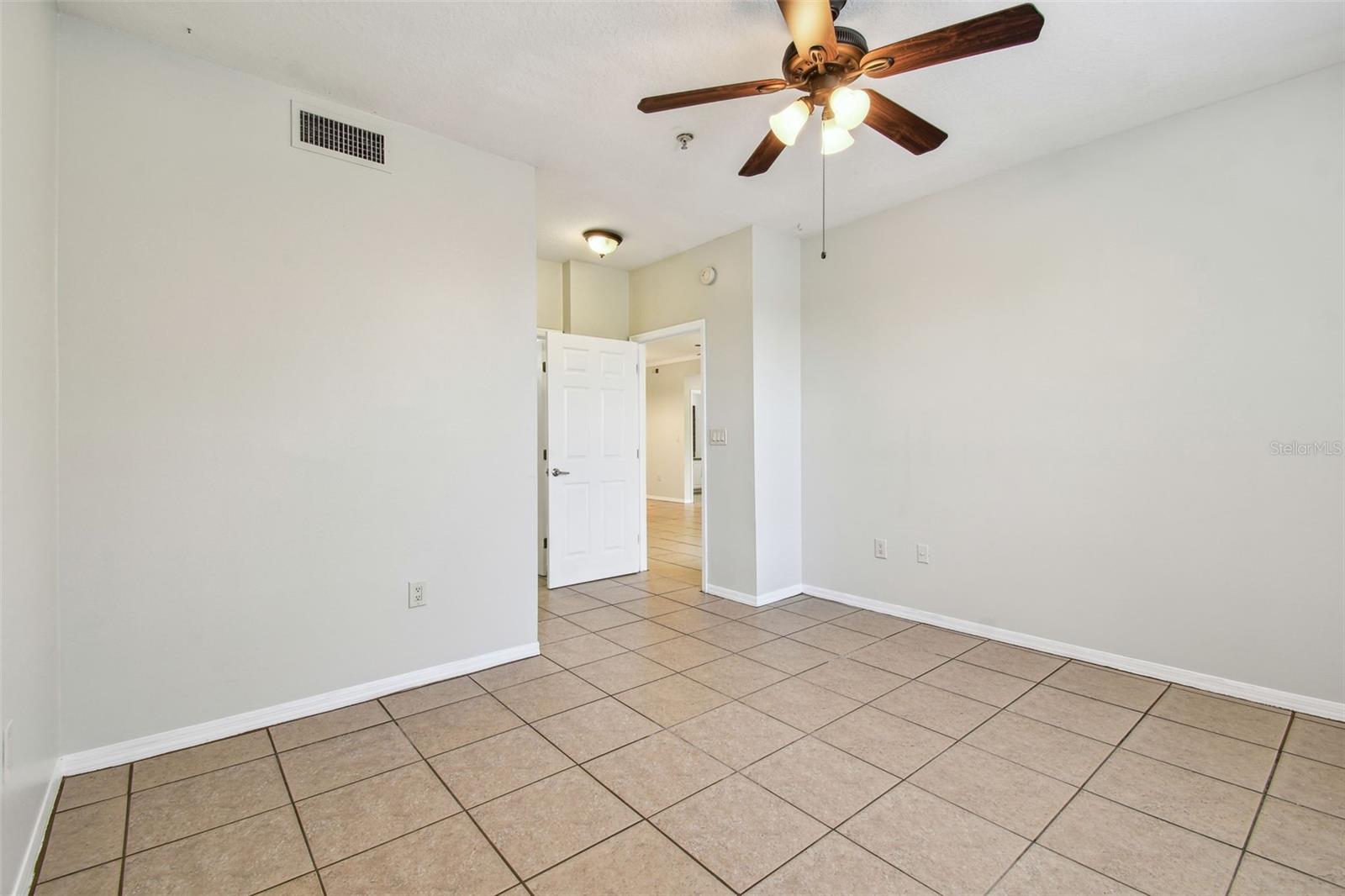 THE PINNACLE AT CARROLLWOOD A - Residential