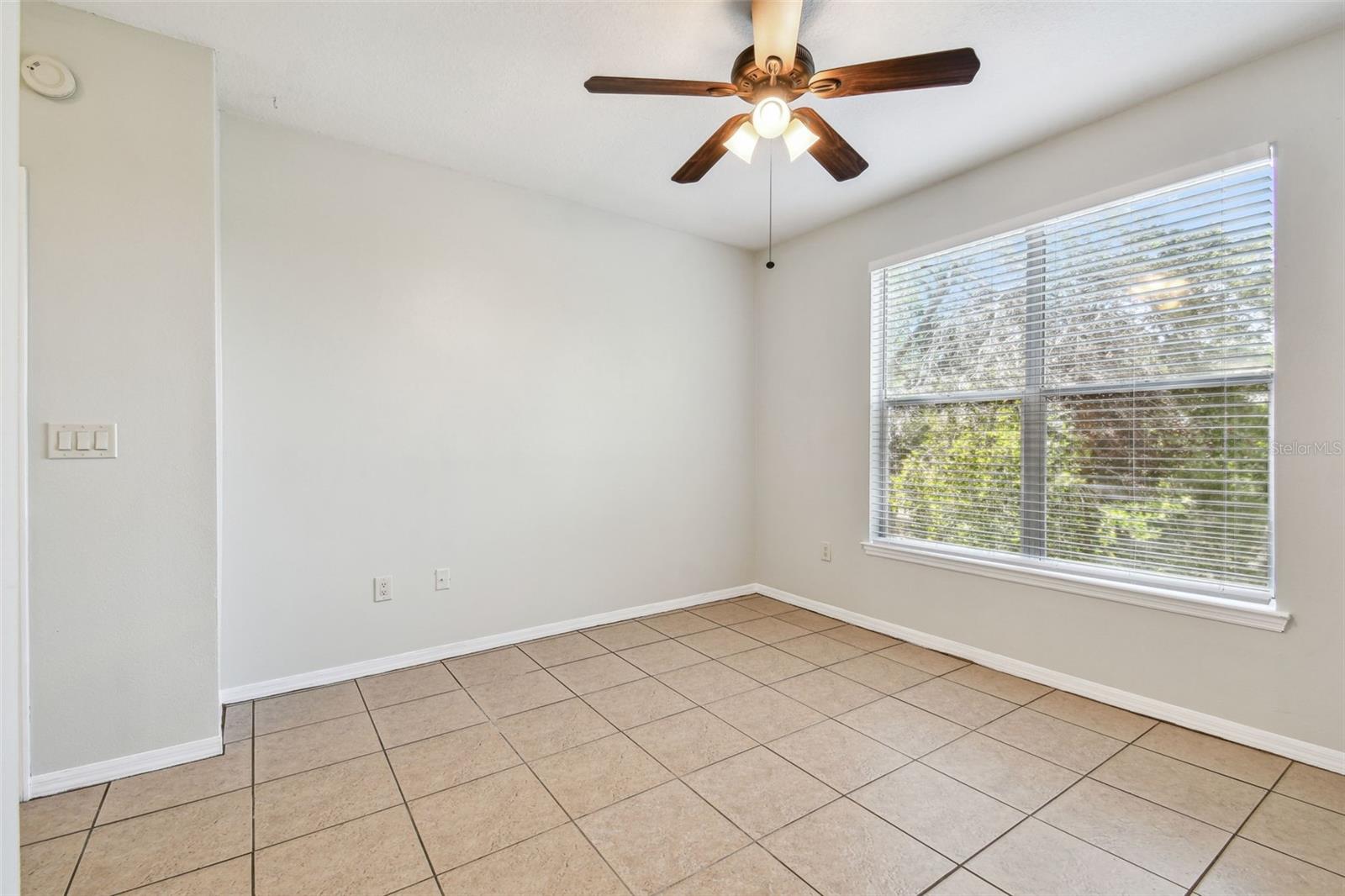 THE PINNACLE AT CARROLLWOOD A - Residential