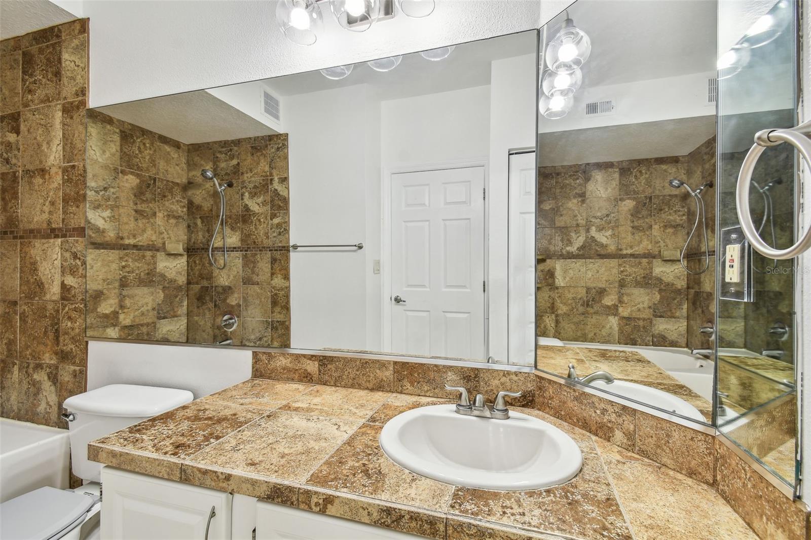 THE PINNACLE AT CARROLLWOOD A - Residential